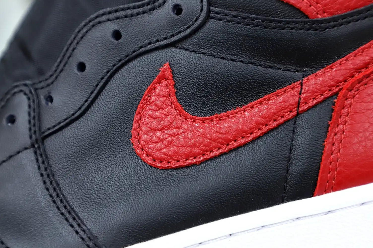 HIGH 'BRED' OG Kimikick RETRO AIR 1 JORDAN 0408